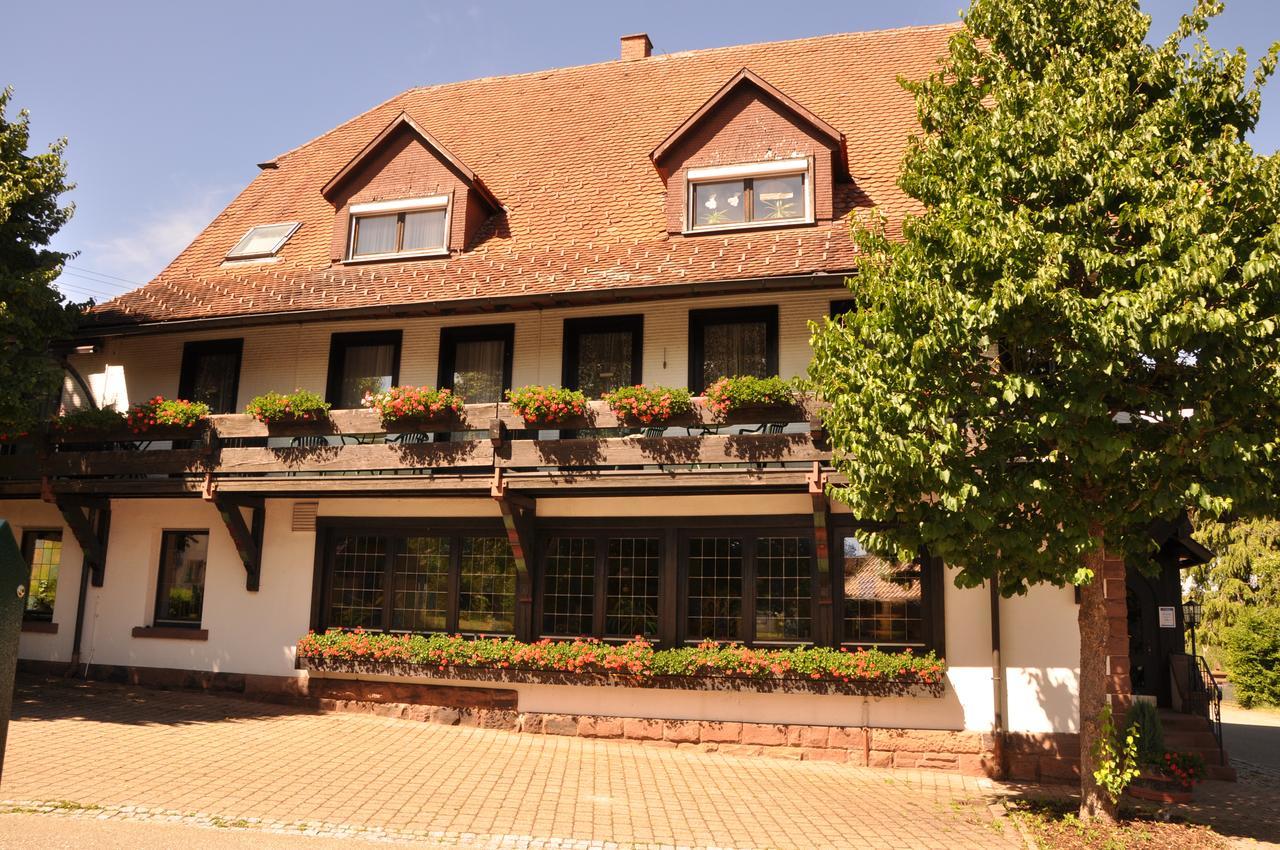 Landhotel Krone Alpirsbach Buitenkant foto