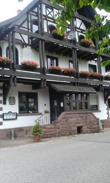 Landhotel Krone Alpirsbach Buitenkant foto